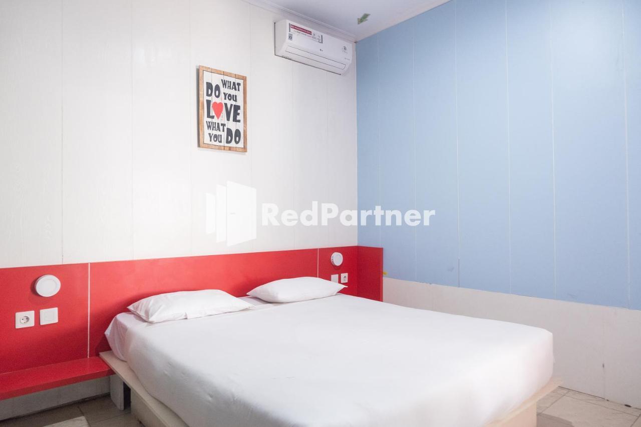 Londres Redpartner Near Gembira Loka Zoo