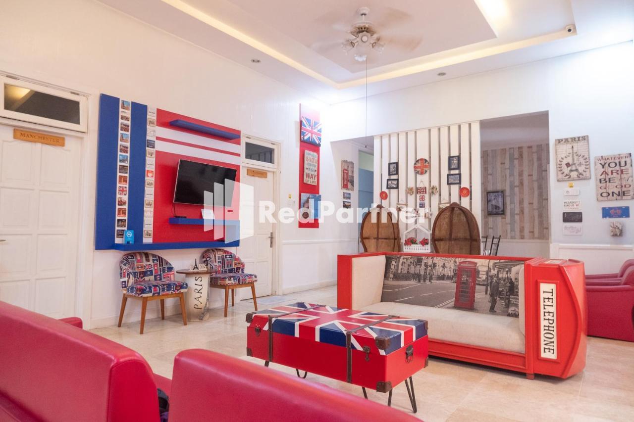Hotel Londres Redpartner Near Gembira Loka Zoo Yogyakarta